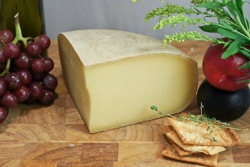 "Pleasant Ridge Reserve Cheese" de artizone tiene licencia CC BY-NC-ND 2.0