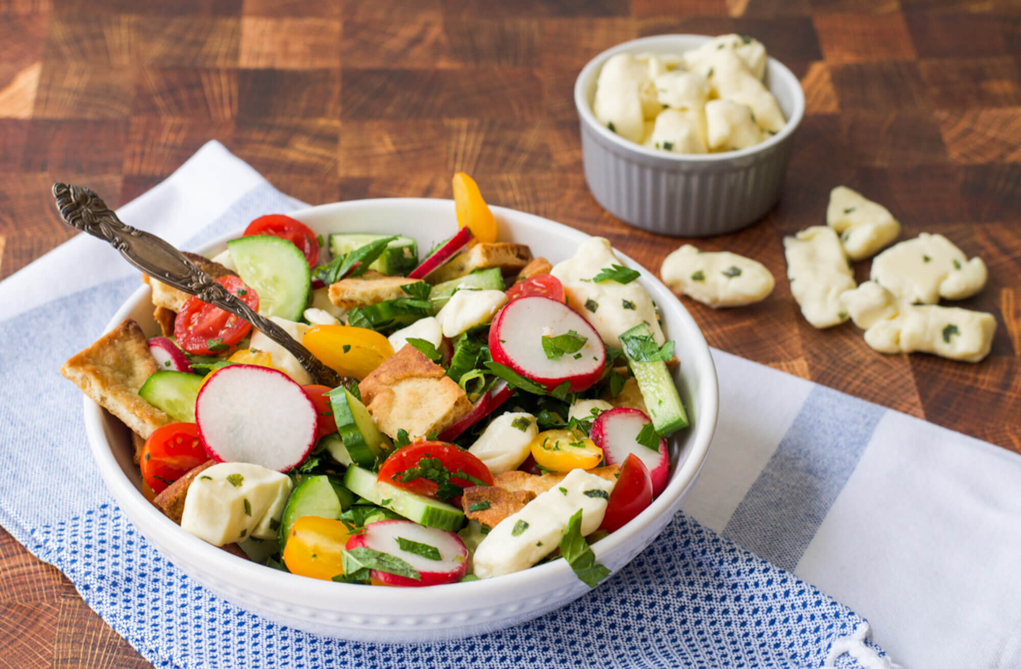 queso-cuajada-fattoush.jpg