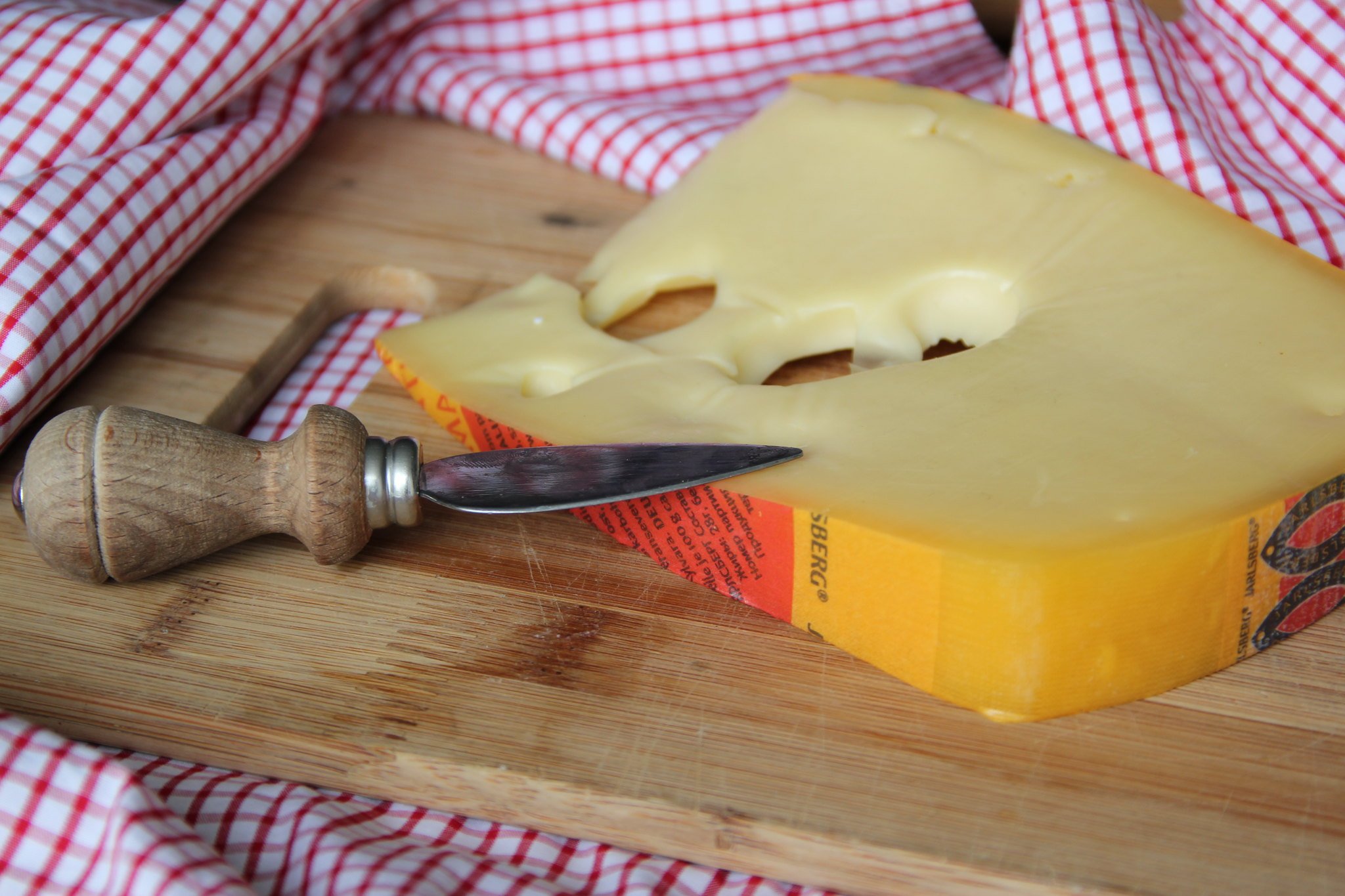 queso jarlsberg