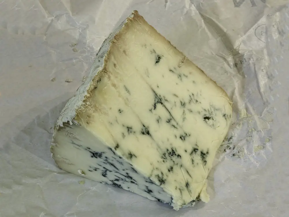 Cropwell Obispo Azul Stilton