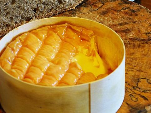 Epoisses de Borgoña