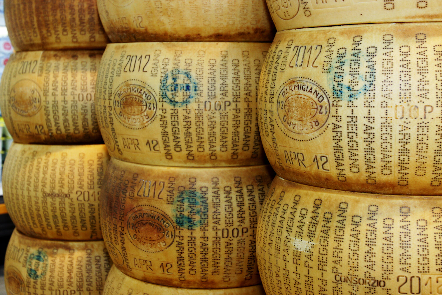 Parmigiano Reggiano DOP 3.jpg